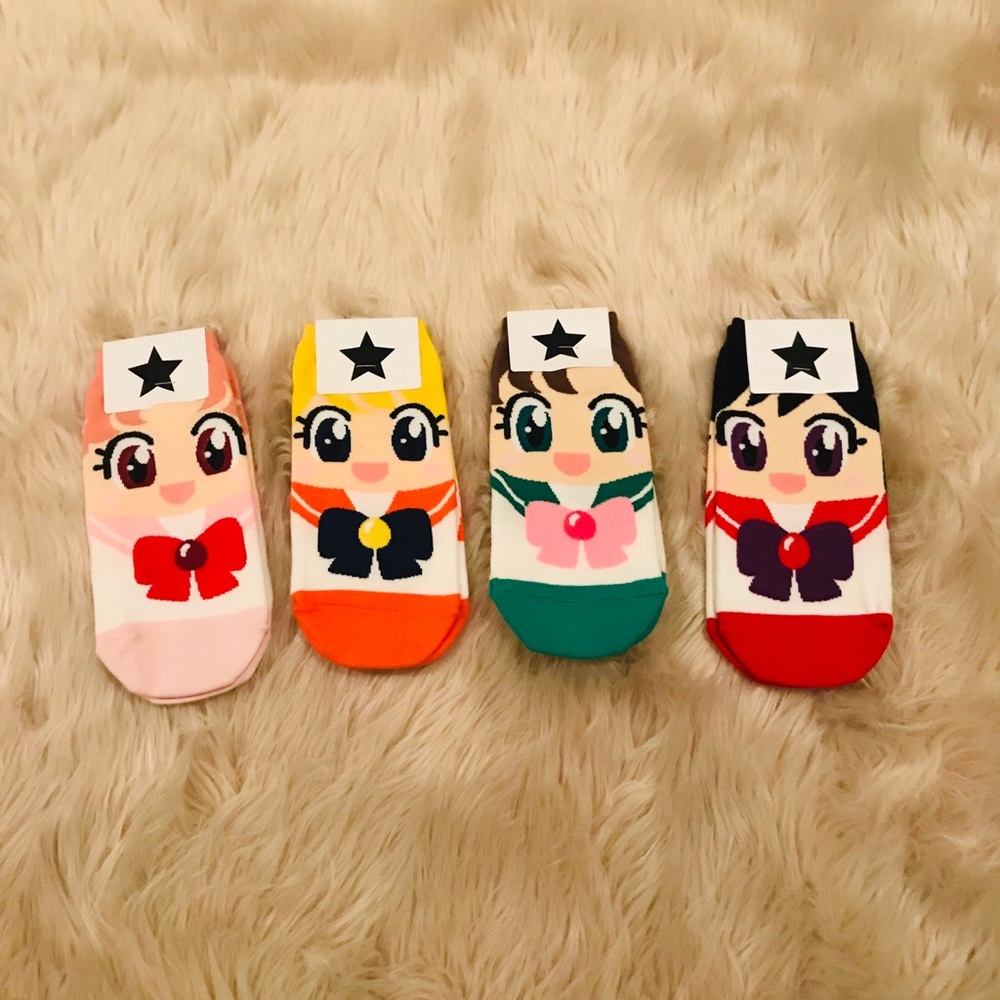 SALE! LAST ONE!!! Sailor Moon Socks π - Picture 2 of 4